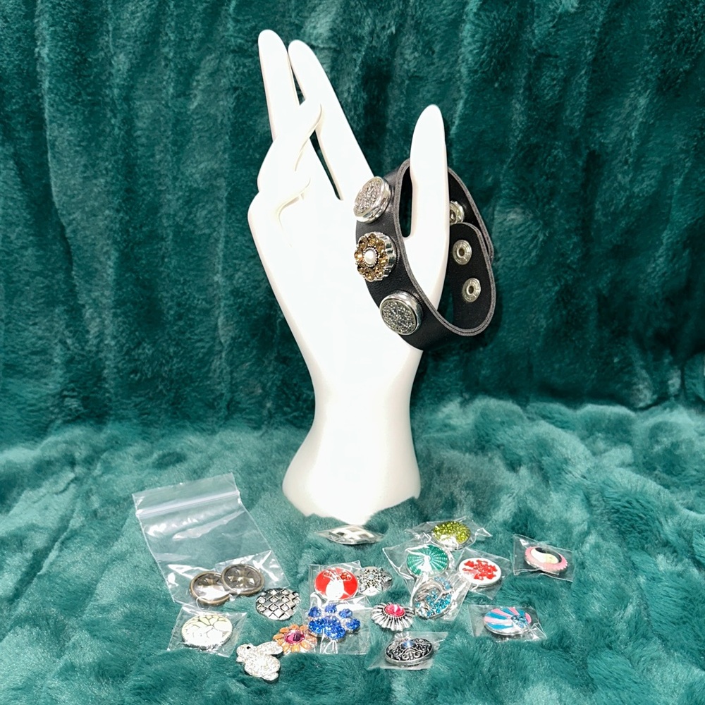 Interchangeable Snap Leather Bracelet with Decora… - image 1